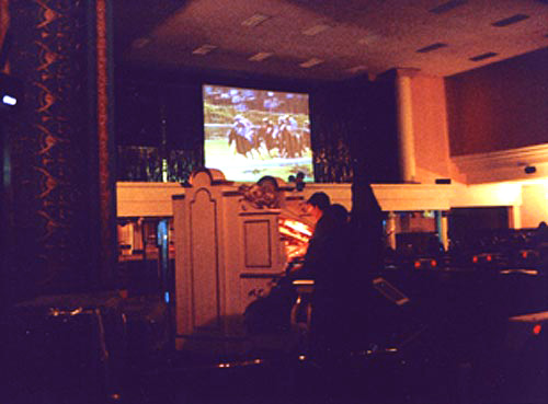 Wurlitzer accompaniement by Dave Neale